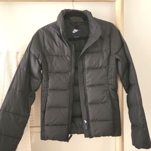 NWOT Nike Down Puffer Jacket XS